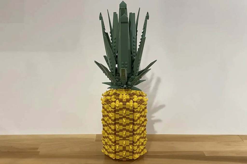 Pineapple Farm Community Build